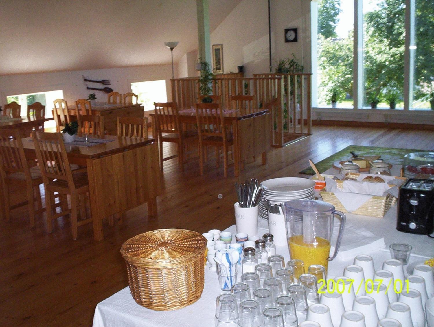 Roeda Stallet Bed & Breakfast Bed & Breakfast 2*